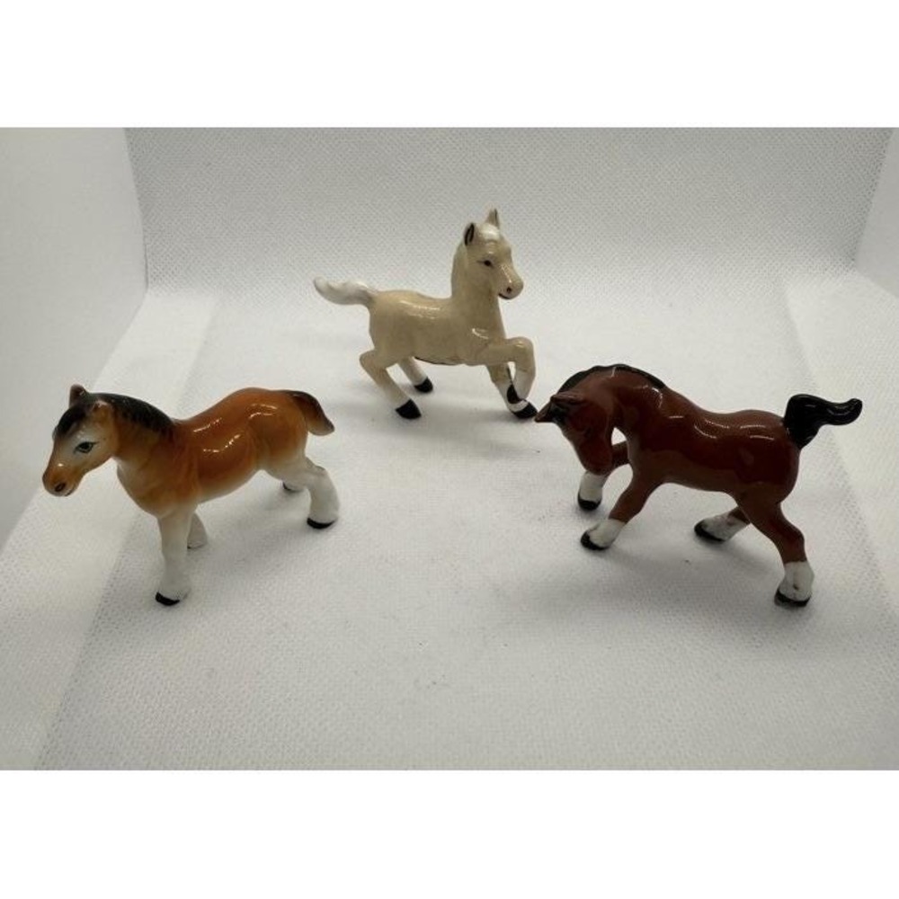 Vtg Nippon Yoko Boeki, Enesco, Porcelain 3 piece Horse Figurines Made in Japan